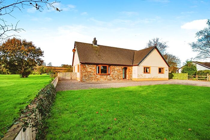 4 Bedroom Detached House For Sale In Llanfallteg, Whitland, SA34