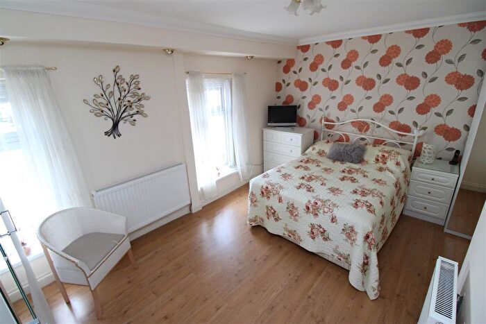 3 Bedroom End Of Terrace House For Sale In Elm Street, Aberbargoed, Bargoed, CF81