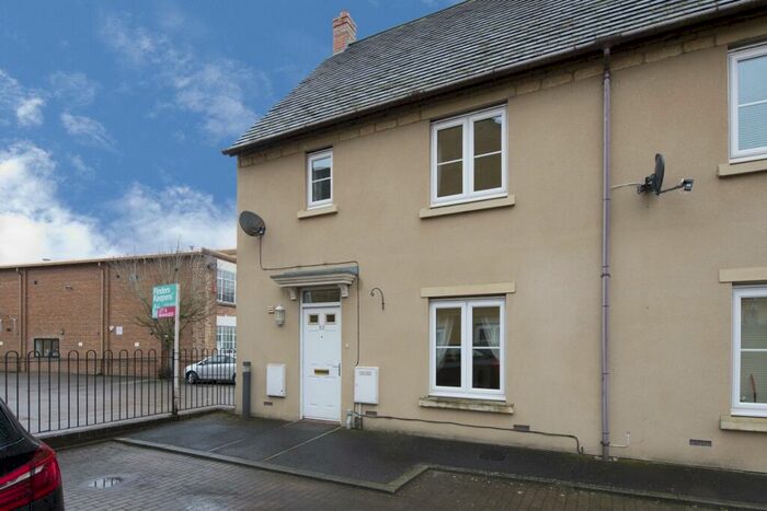 2 Bedroom End Of Terrace House To Rent In Priory Mill Lane, Witney, OX28