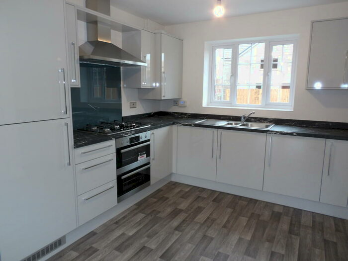 4 Bedroom House To Rent In Rigby Avenue, BB2