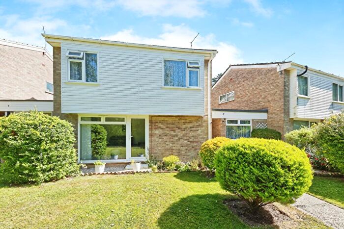 4 Bedroom Detached House For Sale In Kingston Close, River, Dover, Kent, CT17