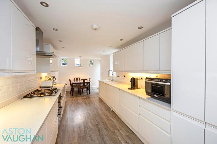 3 Bedroom Terraced House For Sale In Sackville Road, Hove, BN3