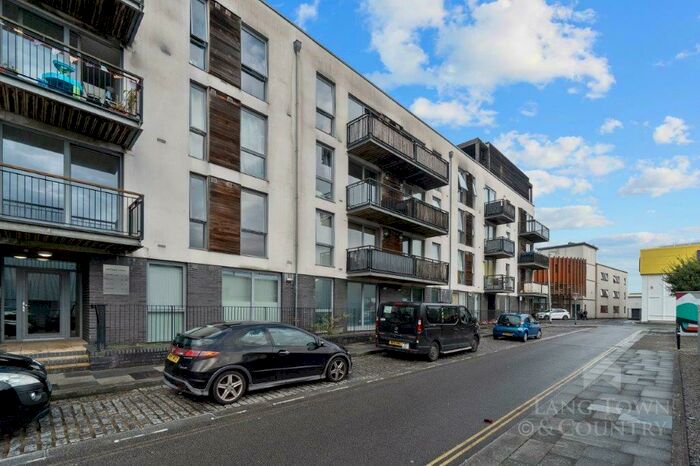 1 Bedroom Apartment To Rent In Brittany Street, Millbay, Plymouth, PL1