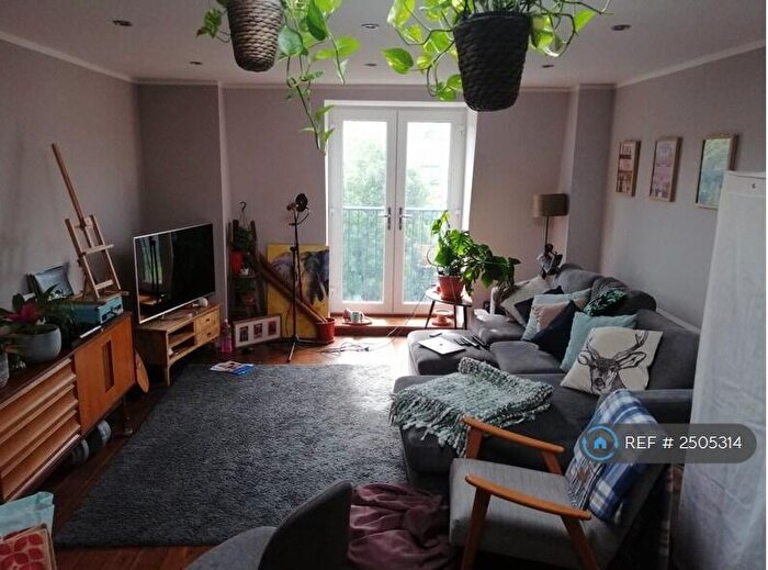 2 Bedroom Flat To Rent In Fitzgerald House, Harrow, HA1