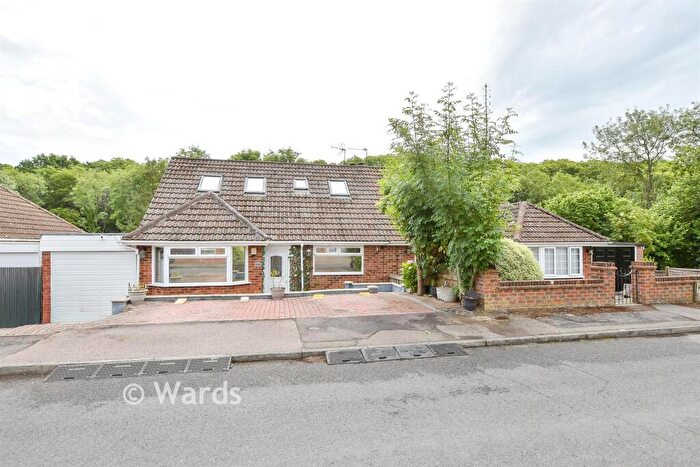 4 Bedroom Semi Detached House For Sale In Hubble Drive, Maidstone, Kent, ME15