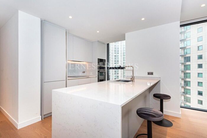 1 Bedroom Apartment To Rent In Hampton Tower, South Quay Plaza, Canary Wharf, E14