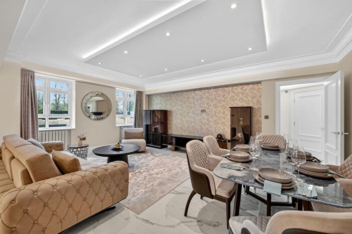 3 Bedroom Flat To Rent In Barrie House, Lancaster Gate, W2