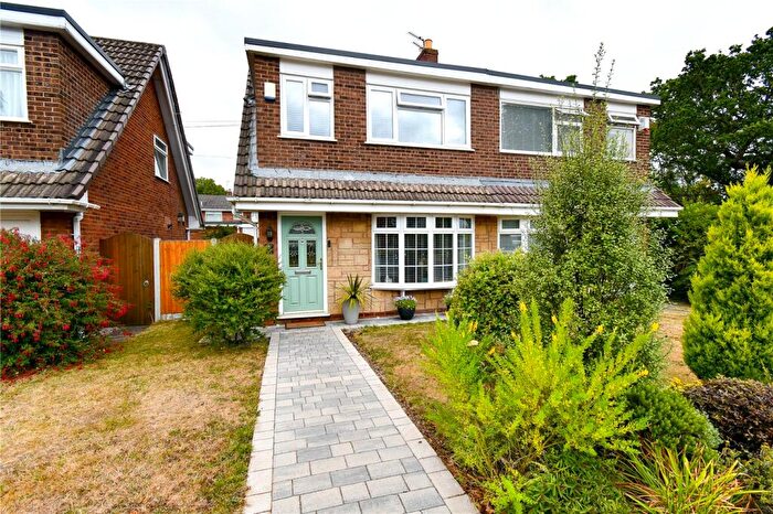 3 Bedroom Semi-Detached House For Sale In Poulton Royd Drive, Spital, Wirral, CH63