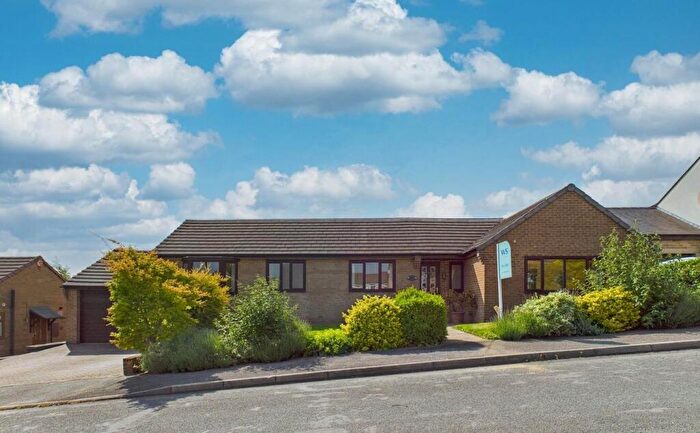 3 Bedroom Detached Bungalow For Sale In Orchard Way, Brighouse, HD6