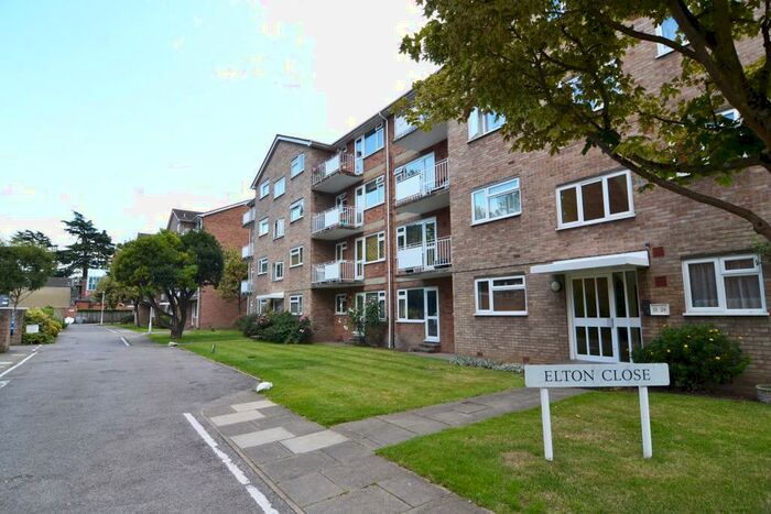 1 Bedroom Apartment To Rent In Elton Close, Hampton Wick, KT1