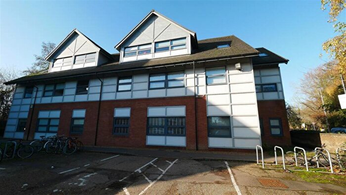 2 Bedroom Flat To Rent In The Chestnuts, St Ives, PE27