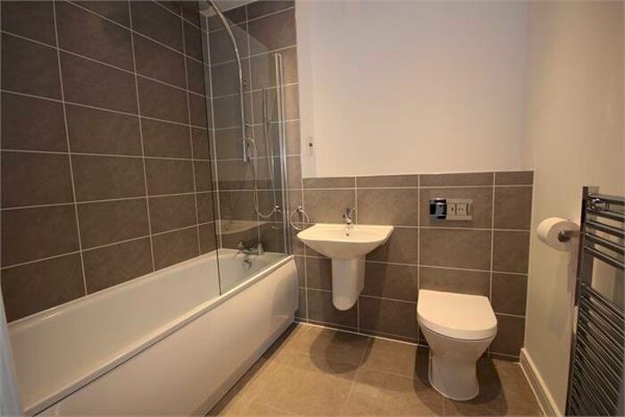 2 Bedroom Apartment To Rent In Dunn Side, Chelmsford, CM1
