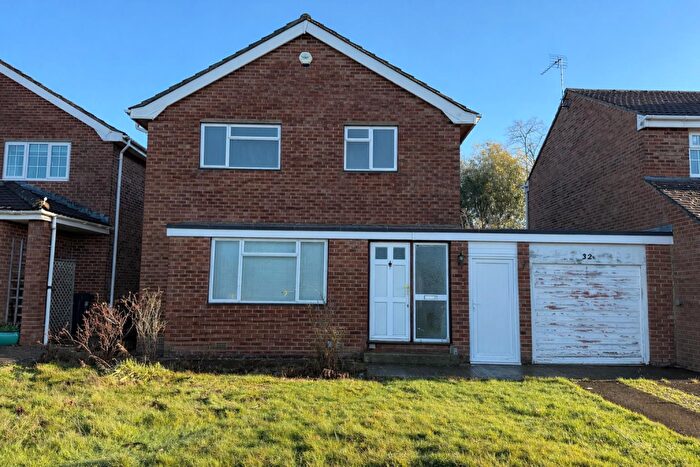 3 Bedroom Link Detached House To Rent In Bryanston Way, Swindon, SN3