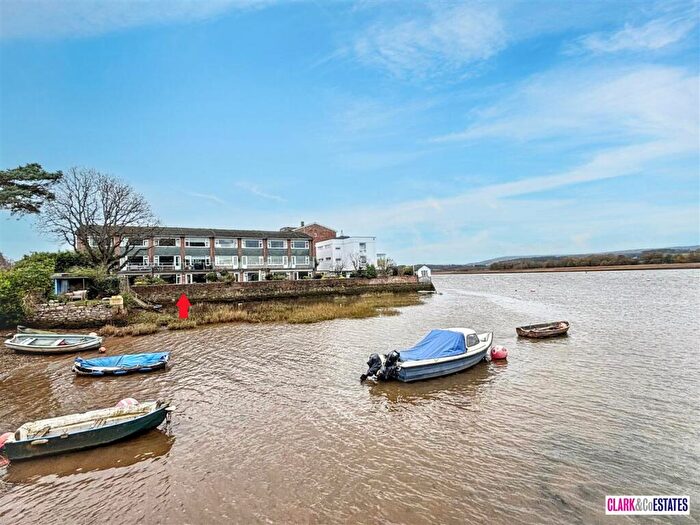 2 Bedroom Apartment For Sale In Strand Court, Topsham, EX3