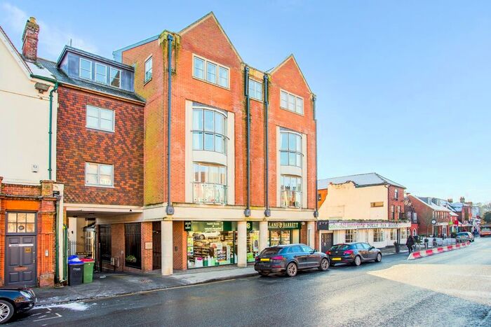 3 Bedroom Flat To Rent In Cromwell Mews, Marlborough, SN8