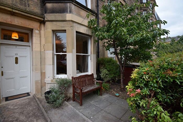 2 Bedroom Flat To Rent In Comiston Gardens, Morningside, Edinburgh, EH10