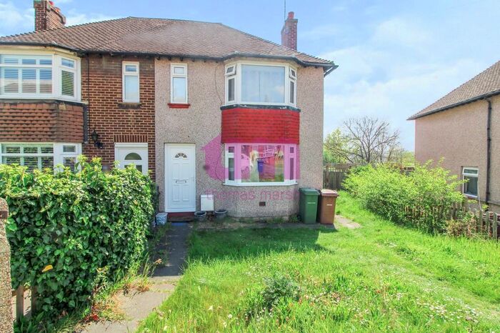 3 Bedroom Semi-Detached House To Rent In Joslin Road, Purfleet, RM19