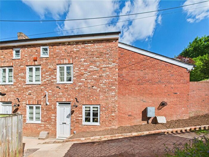 3 Bedroom End Of Terrace House To Rent In High Street, Crediton, Devon, EX17