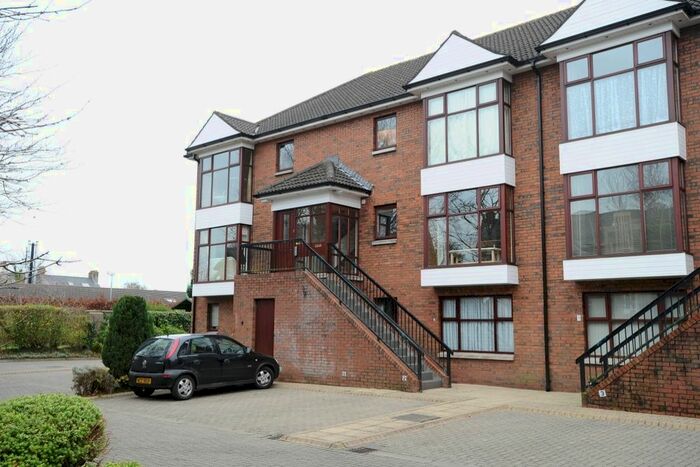 2 Bedroom Flat To Rent In Belmont Road, Belfast, BT4