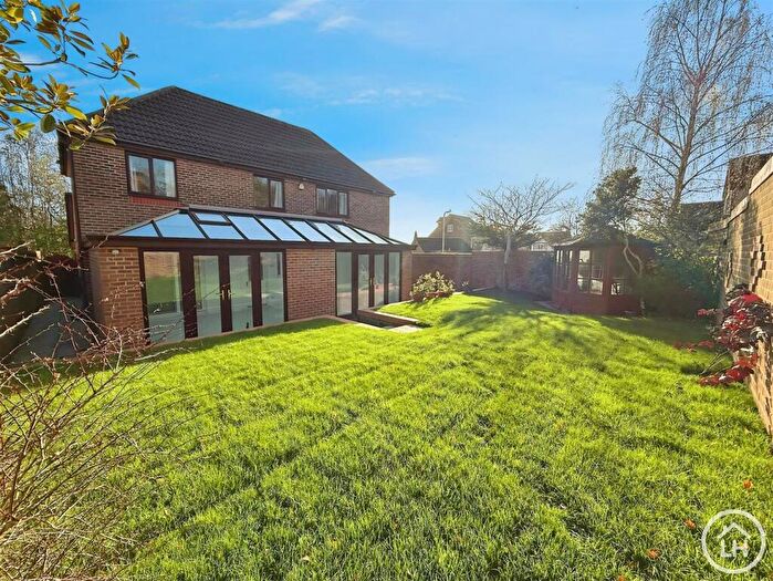 4 Bedroom Detached House For Sale In Balas Drive, Sittingbourne, ME10