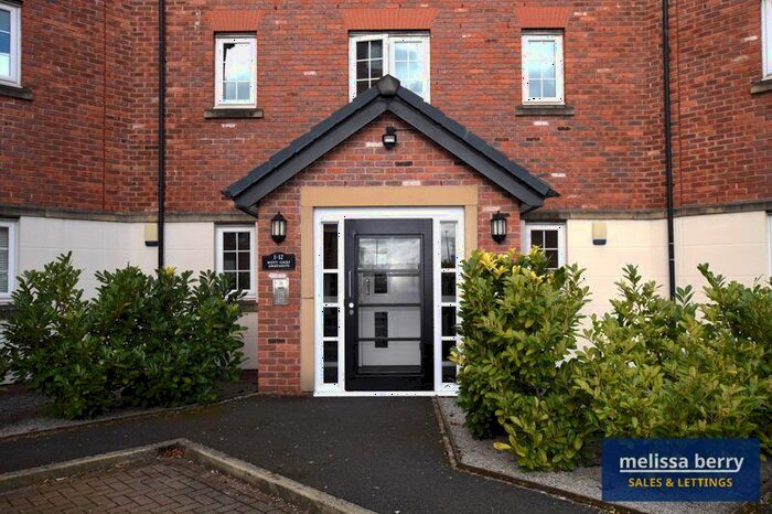 2 Bedroom Apartment To Rent In Apt, Giants Seat Grove, Swinton, M27