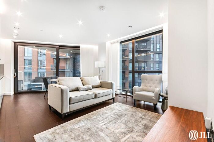 2 Bedroom Apartment To Rent In The Residence London, SW11