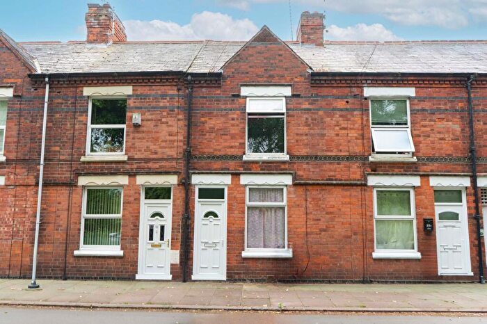 3 Bedroom Terraced House For Sale In Hughenden Drive, Aylestone, Leicester, LE2