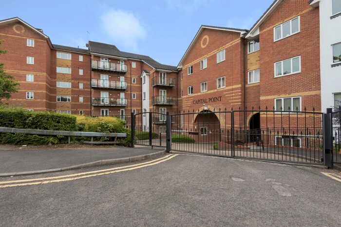 2 Bedroom Apartment To Rent In Temple Place, Reading, RG1