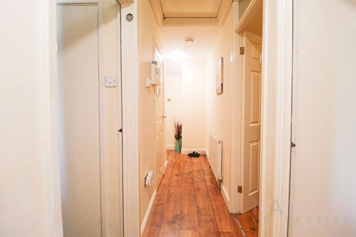 1 Bedroom Flat To Rent In Lyneham Road, Luton, LU2