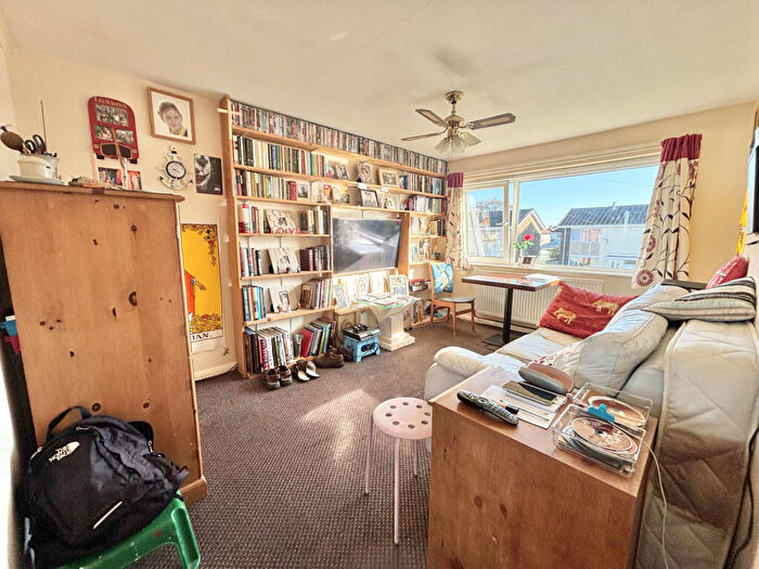 2 Bedroom Apartment For Sale In Nesswood Avenue, South Shore, FY4