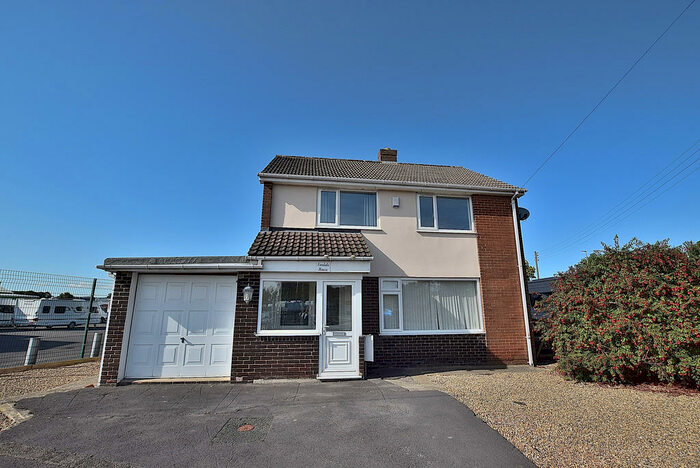 3 Bedroom Detached House To Rent In Gatherley Road, Brompton On Swale, DL10