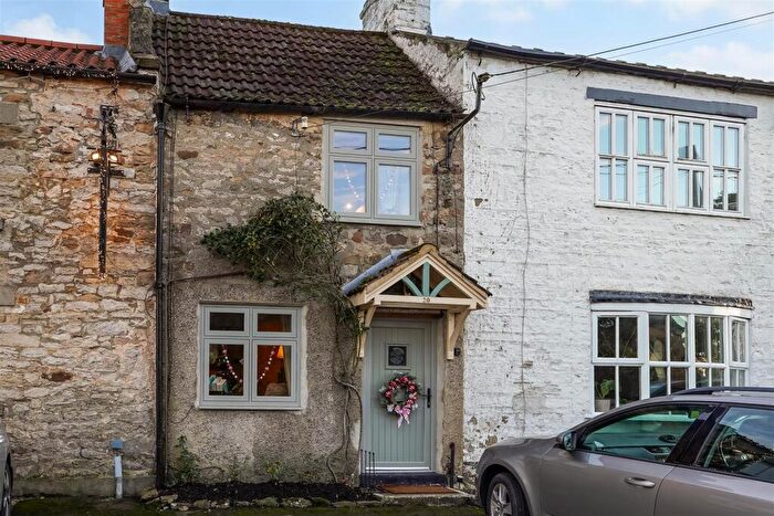 2 Bedroom Cottage For Sale In Richmond Road, Skeeby, Richmond, DL10