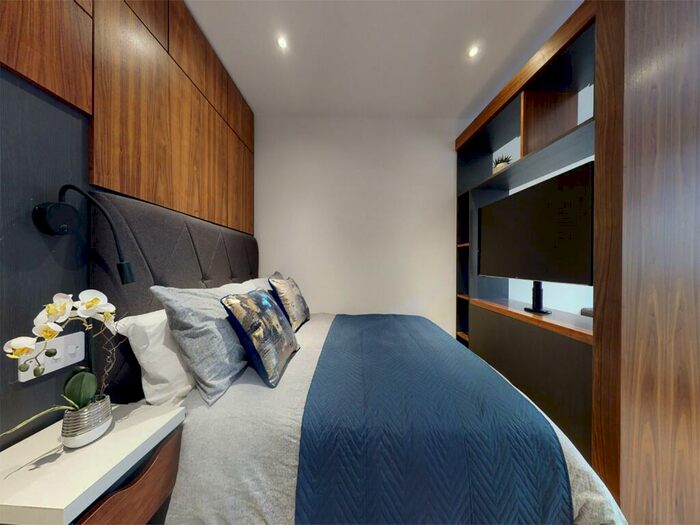 Apartment To Rent In Apt, Live Oasis Deansgate #, M2