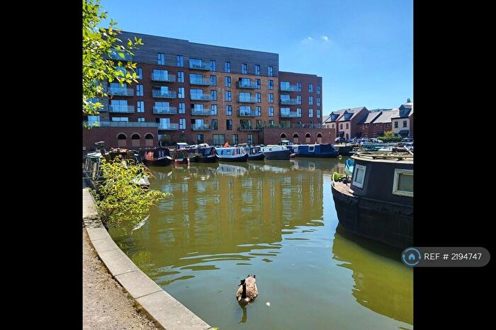 2 Bedroom Flat To Rent In Bridgewater Wharf, Droylsden, Manchester, M43