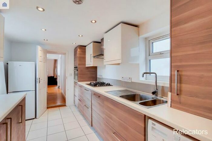 5 Bedroom Terraced House To Rent In Tollet Street, London, E1