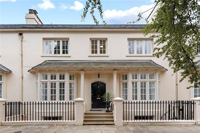 3 Bedroom House To Rent In Park Village West, London, NW1