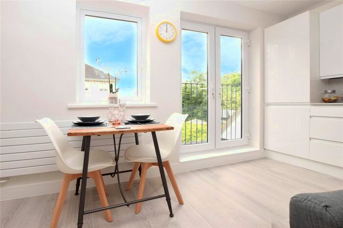 1 Bedroom Flat To Rent In The Old Post Office, High Street, Bushey, Hertfordshire, WD23