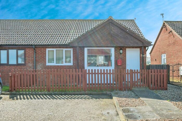 2 Bedroom Semi-Detached Bungalow For Sale In Horizon Views, Walcott, Norwich, NR12