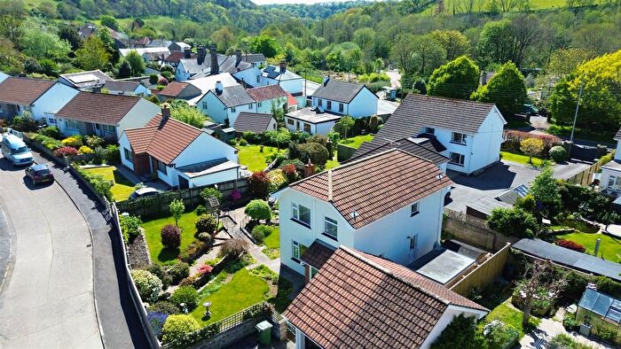 3 Bedroom Detached House For Sale In Stanbury Road, Knowle, Braunton, EX33