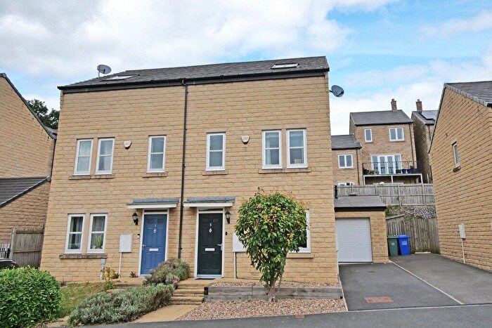 4 Bedroom Semi-Detached House For Sale In Hayton Way, Skipton, North Yorkshire, BD23