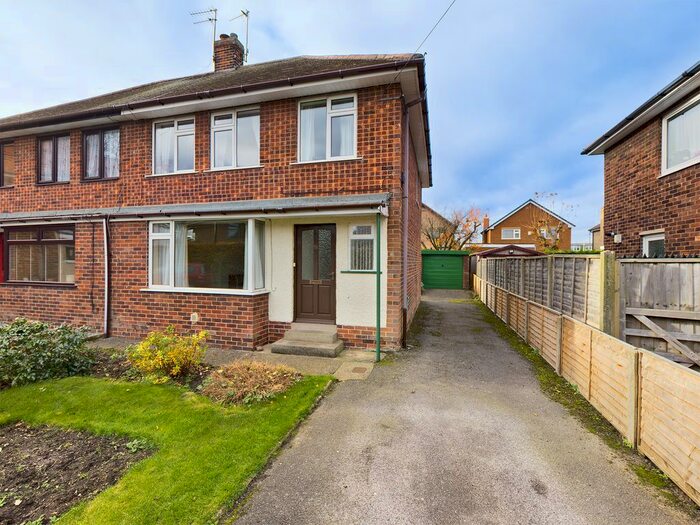 3 Bedroom Semi-Detached House To Rent In Stewart Garth, Cottingham, HU16