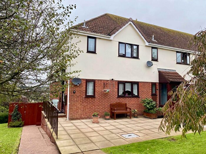 3 Bedroom End Of Terrace House For Sale In Drakes Gardens, Exmouth, EX8