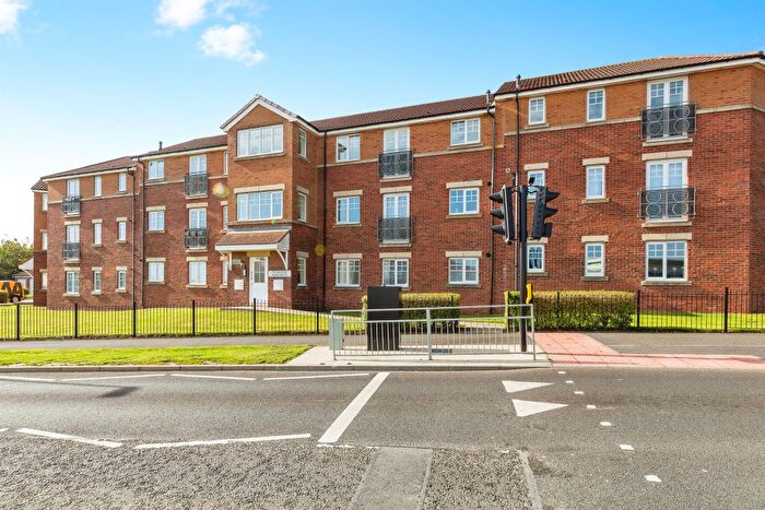 2 Bedroom Flat For Sale In Lady Mantle Close, Hartlepool, TS26