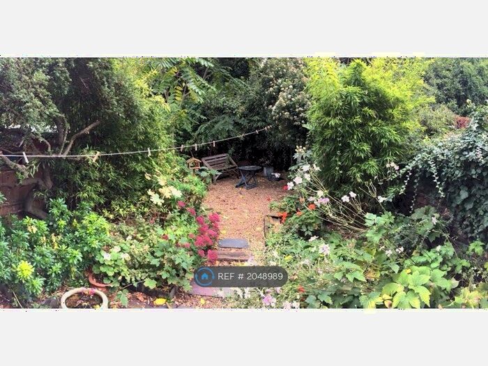 1 Bedroom Flat To Rent In Eastlake Road, London, SE5