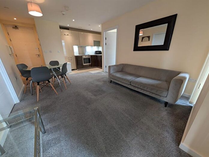 2 Bedroom Flat To Rent In Spectrum, Block, Blackfriars Rd, M3