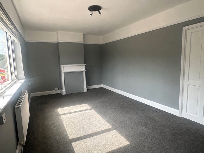 2 Bedroom Apartment To Rent In Sidcup, Kent, DA15