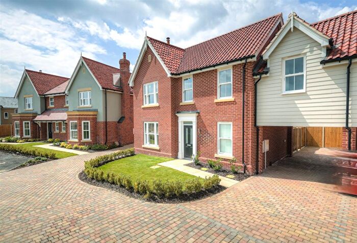 3 Bedroom Semi-Detached House For Sale In Lawford Green, Manningtree, CO11