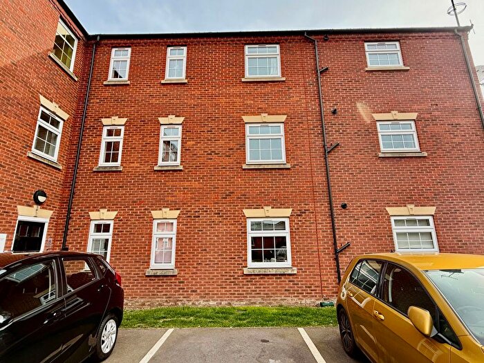 2 Bedroom Flat To Rent In Millbank Place, Nottingham, NG6