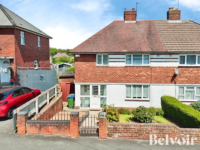 3 Bedroom Semi-Detached House For Sale In Dingley Road, Wednesbury, Wednesbury, WS10