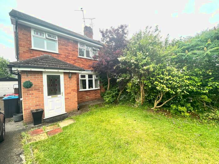 3 Bedroom Property To Rent In Bachelors Lane, Great Boughton, Chester, CH3